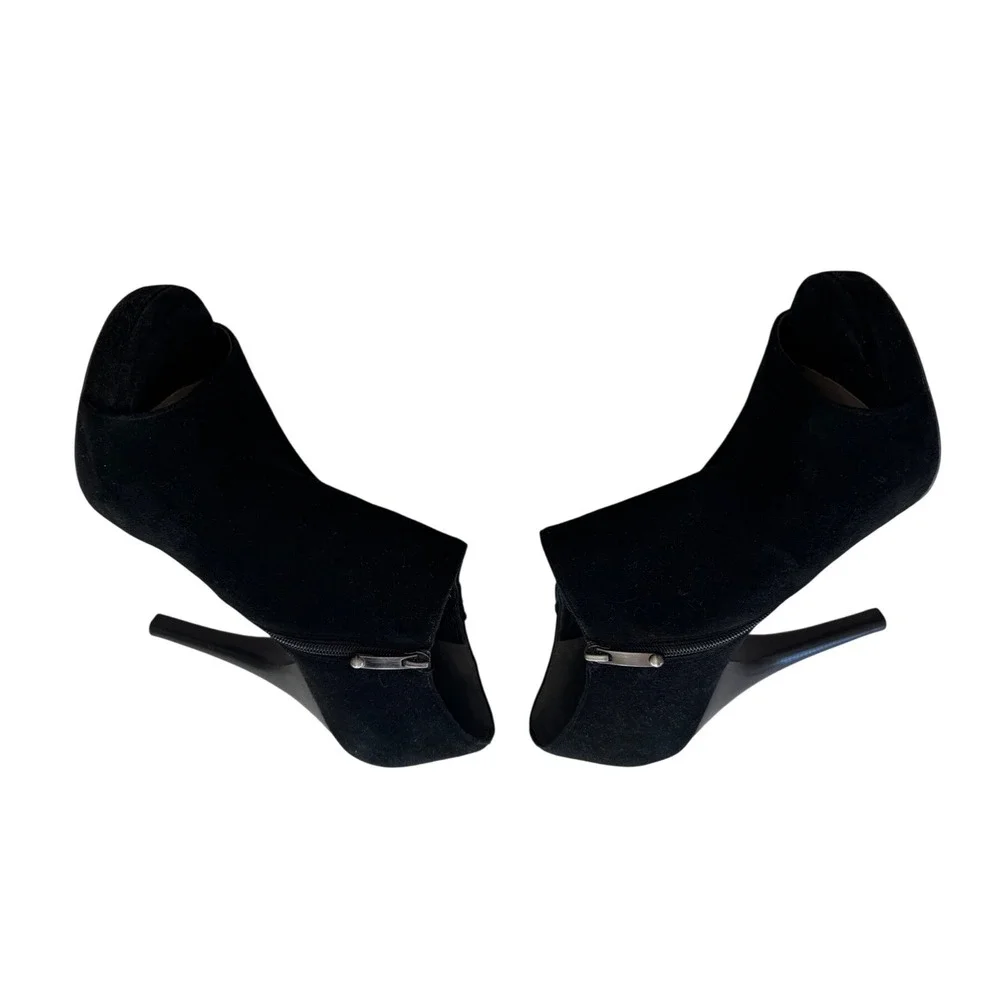 Via Spiga Black Suede Peep Toe Platform Booties 9M Stiletto Heels Grommet Y2K